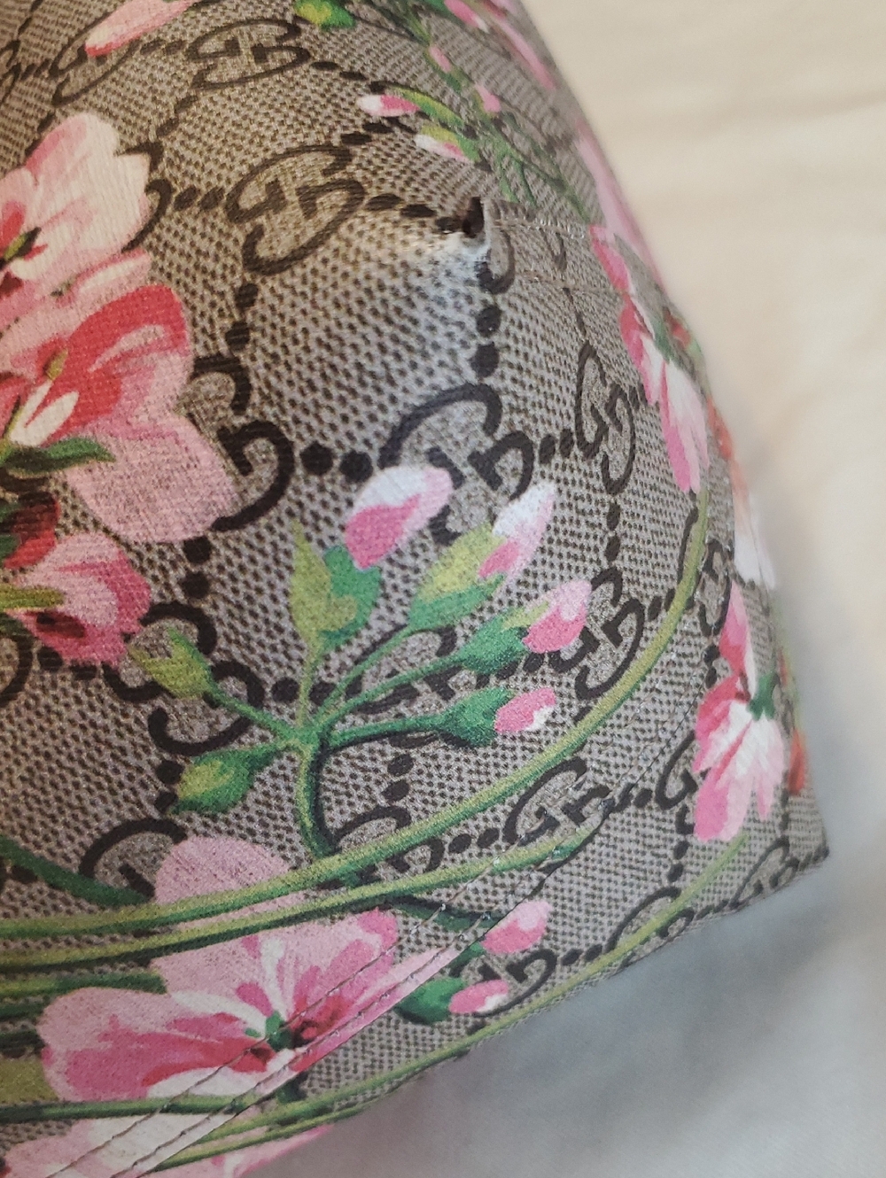 Gucci Floral GG Supreme Tote Bag in Pink Brown - Picture 13 of 13